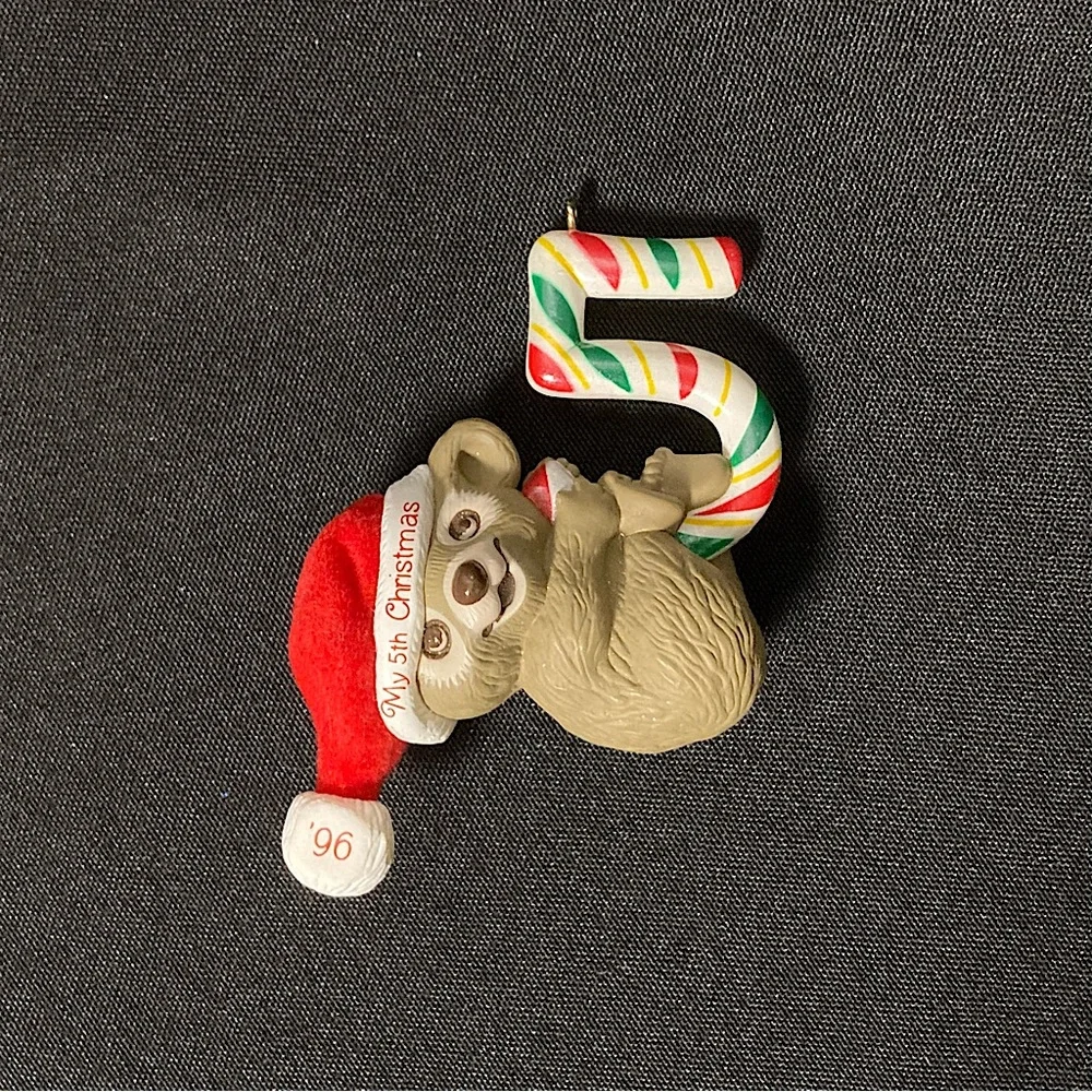 💚 Vintage Hallmark Keepsake ornament Child’s Fifth Christmas 1996 Teddy Bear